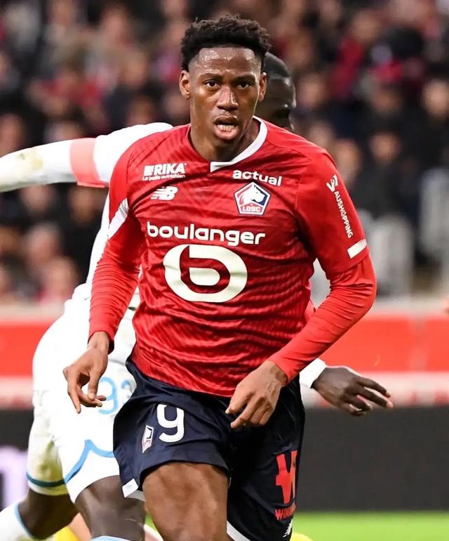 AC米兰内部会议纪要流出：清晨内部沟通，荷甲使命明确，团队化学反应显著的简单介绍