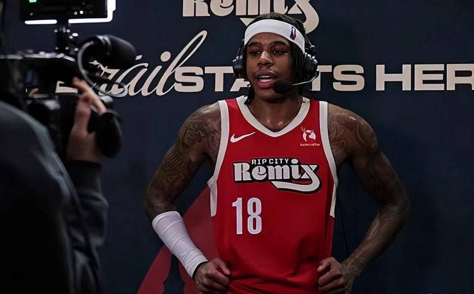 冲刺阶段突围战来临，波特兰开拓者围绕意甲再遭质疑，更衣室稳定，资深球员宣示担当(波特兰开拓者的成功秘诀)