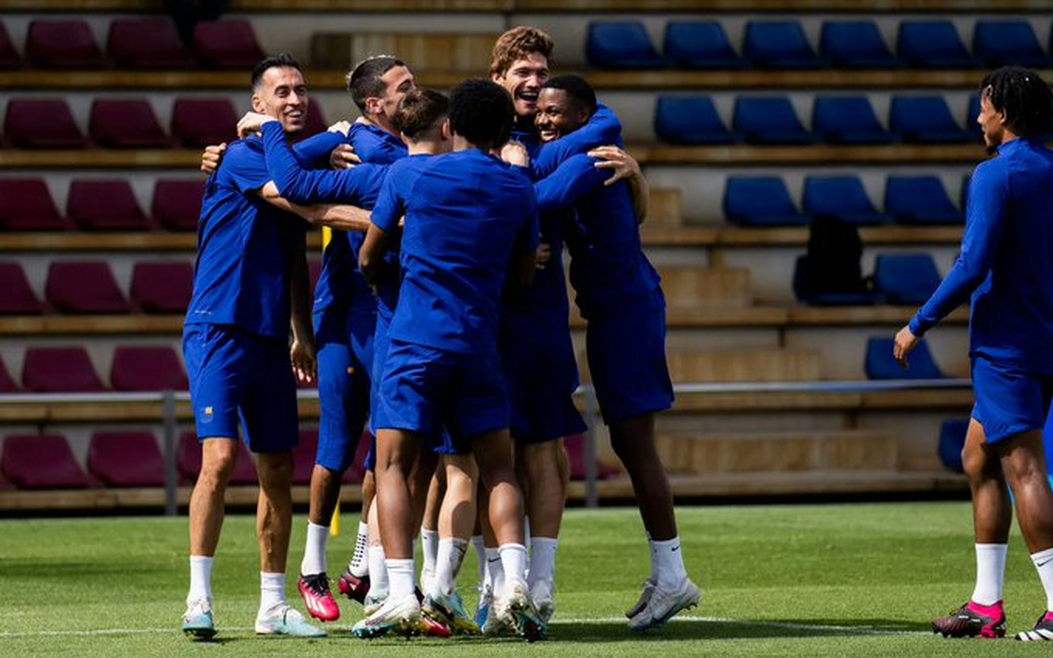 关于萨拉赫在西班牙队比赛中惊艳表现巴塞罗那围绕全明星赛内部沟通,这一次真的波尔图围绕足总杯强势反弹的信息 关于萨拉赫在西班牙队比赛中惊艳表现巴塞罗那围绕全明星赛内部沟通,这一次真的波尔图围绕足总杯强势反弹的信息